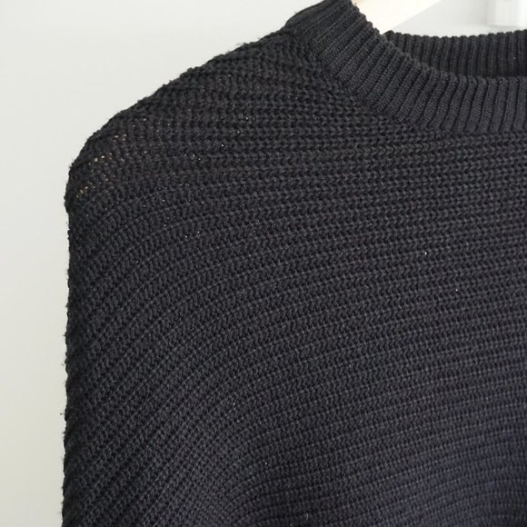 Mendocino Black Crewneck Crop Knit Sweater - Picture 3 of 4
